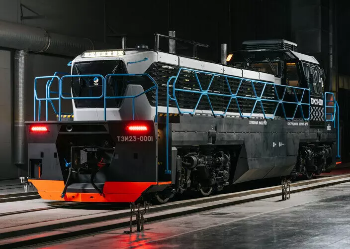 ТМХ получил сертификат на право серийного выпуска новейшего маневрового тепловоза ТЭМ23