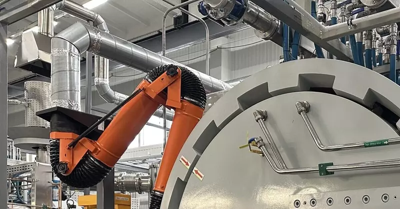 №50 для публикации «Обзор В 2025 году было открыто 72 новых производства с инвестициями более 1 миллиарда рублей»