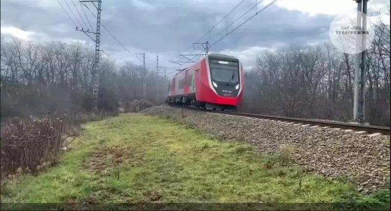 Электропоезд двойного питания ЭС105 приступил к испытаниям