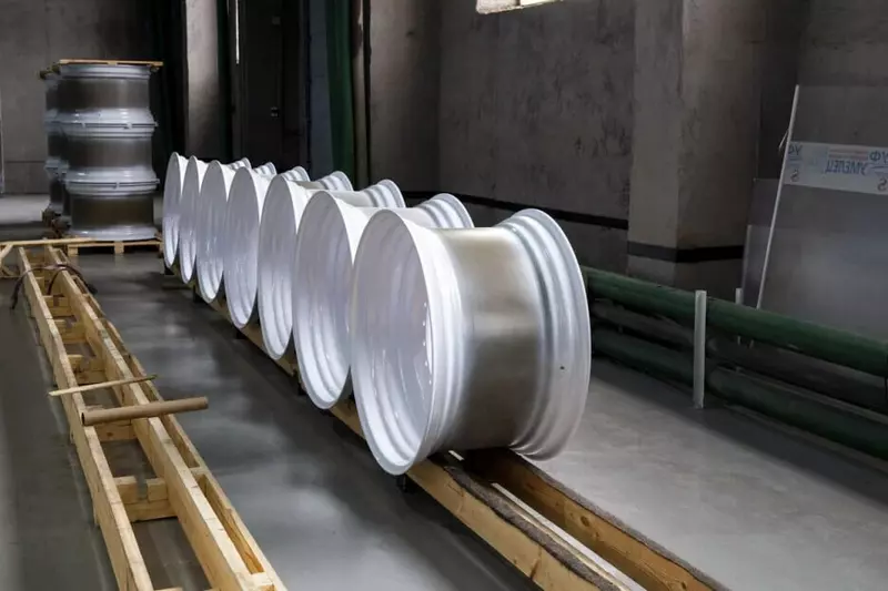 Иллюстрация 4 для публикации «В Барнауле запущен Завод тяжёлых колёсных дисков»