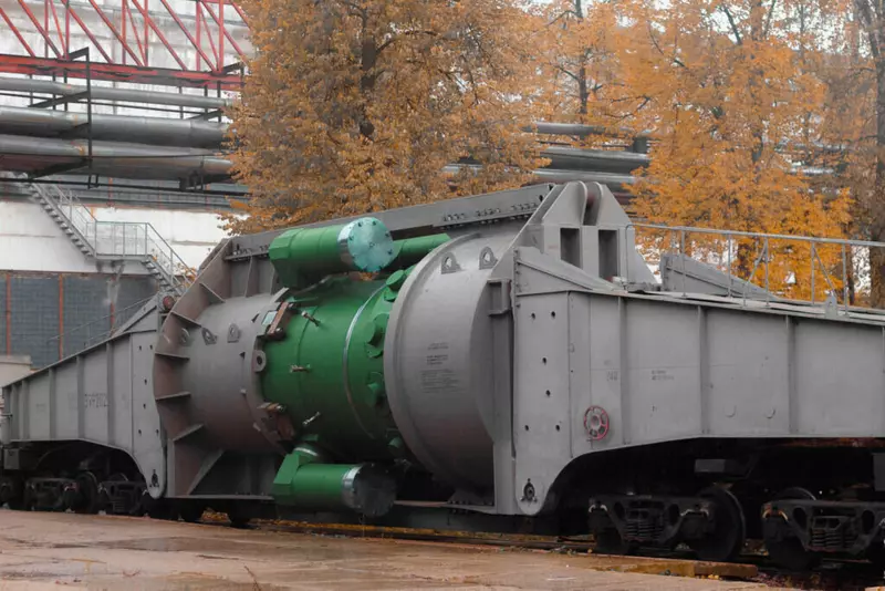 Росатом отправил первый реактор для атомного ледокола Чукотка