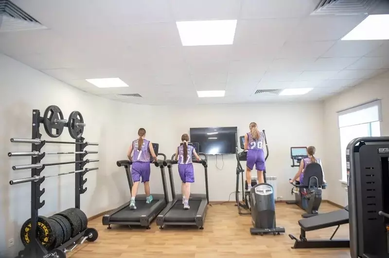 Иллюстрация #3 для новости «спортшкола: В Камских Полянах открыли спортшколу 5 после масштабной реконструкции»