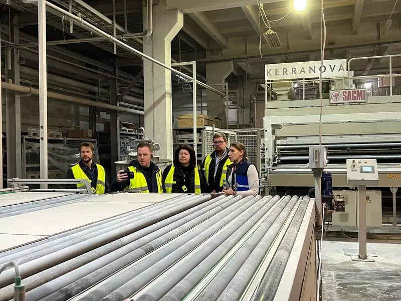 #3 для публикации «сантехника: Самарский Стройфарфор готовится войти в федеральный Реестр добросовестных производителей НОСТРОЙ»