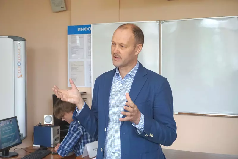 Изображение #7 для «В Макаровке дан старт Международной летней школе Молодые кадры Арктики»