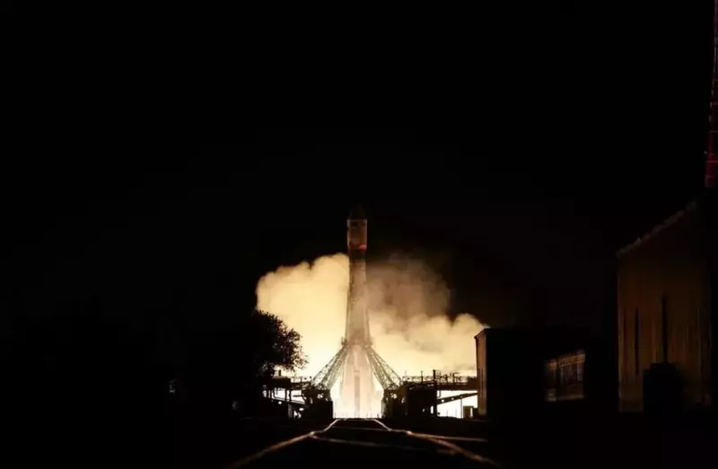 Фото №1 для «Космонавтика: Роскосмос вывел на орбиту научный спутник БИОН М 2»