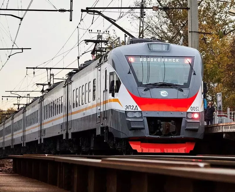 РЖД запустили бесконтактную оплату на пригородных поездах