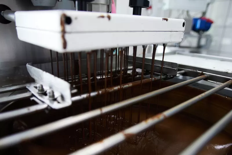 Изображение №4 для новости «шоколад на меду: Гагаринские мануфактуры как делают российский шоколад бескомпромиссного качества»