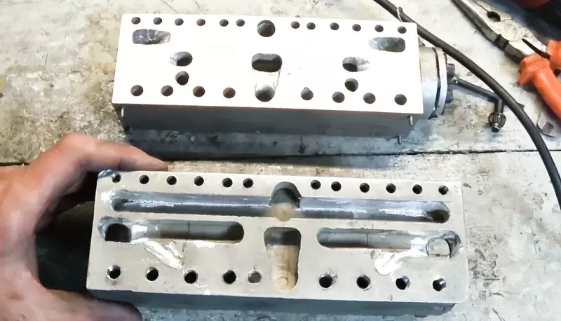 №13 для новости «Был сделан уникальный паровой мотоцикл работающий на любом жидком топливе и не только»