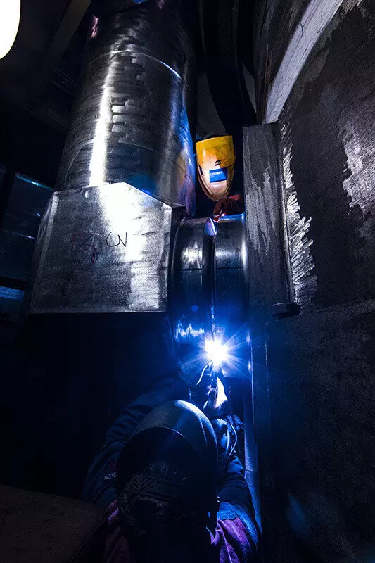 На первом реакторе РИТМ 200 начали приварку гидрокамер