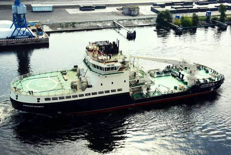 #1 для поста «Армия и Флот: Военный ледокол Евпатий Коловрат приняли в состав ВМФ России»