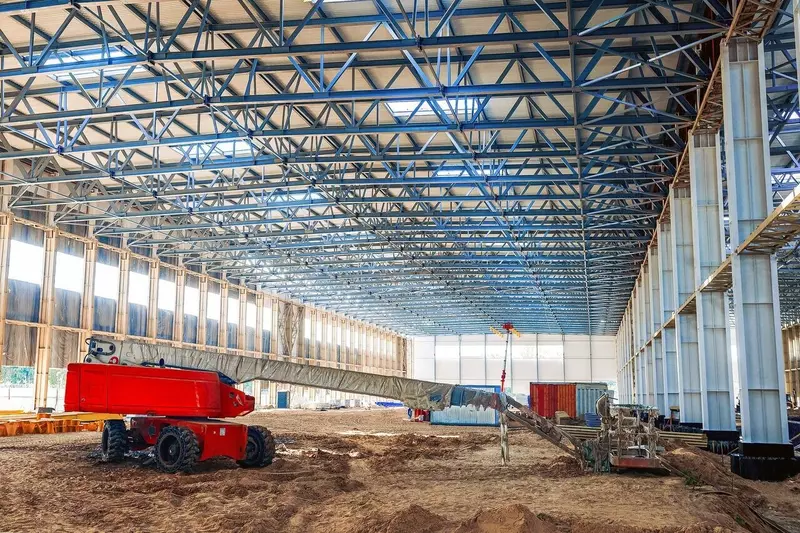 Фото №1 для статьи «Авиация: Казанский авиазавод опережающими темпами ведет строительство центра механообработки»