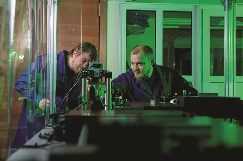 Лаборатория в ФИАН. Источник: издательство Origami Books