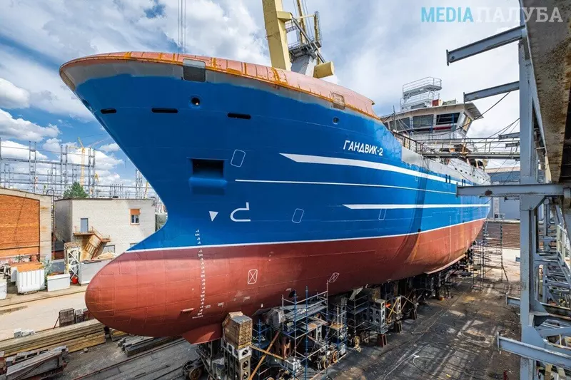 Фото №1 для новости «Судостроение и судоходство : На Северной верфи спустили на воду ярусолов процессор Гандвик 2»