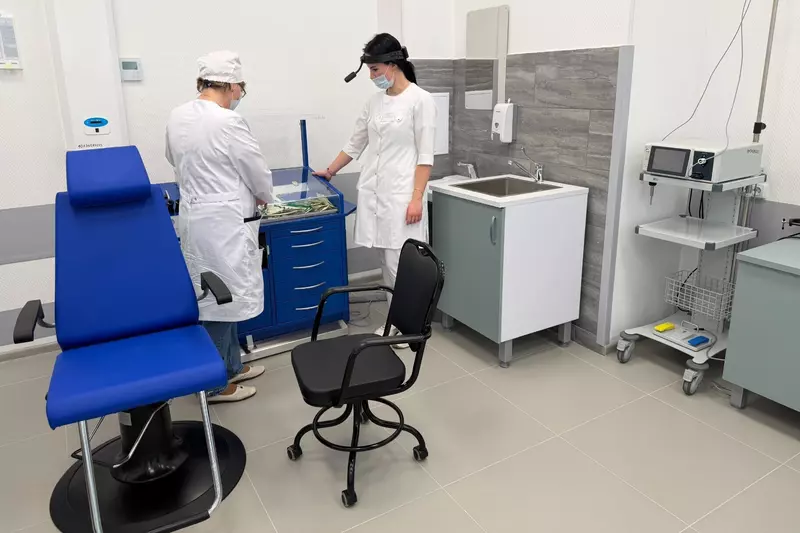 Фото #10 для «В Симферополе на улице Балаклавской открыли новое здание поликлиники»