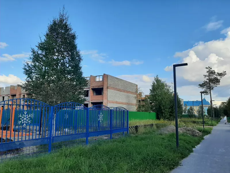 Стройплощадка на ул.Украинских Строителей (фото автора)