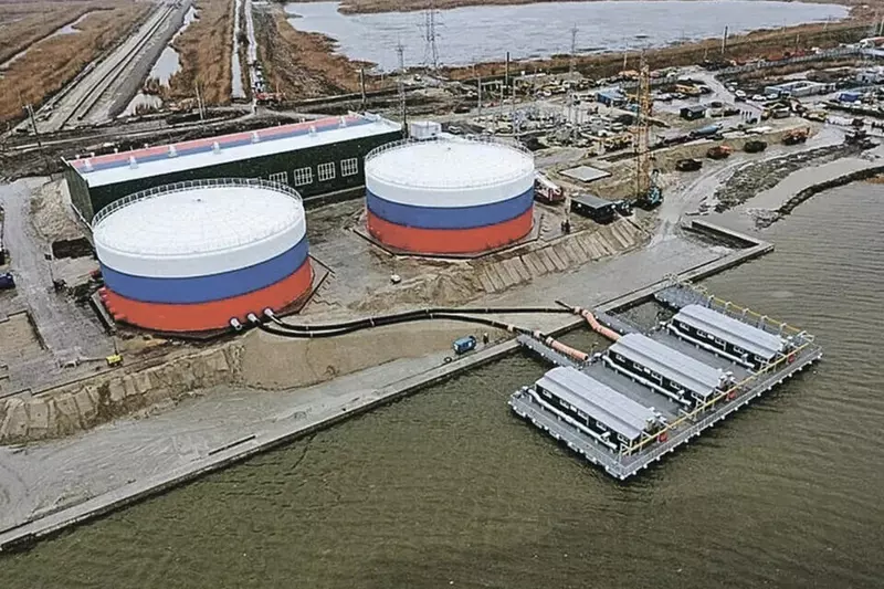 Фото 4 для поста «ДНР: Ростовская вода пришла в Донецк»