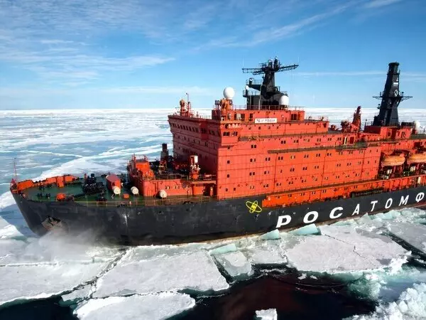 Фото #1 для публикации «Судостроение и судоходство : Корабельные АТС Максиком установлены на атомных ледоколах Северного морского пути для Атомфлота»