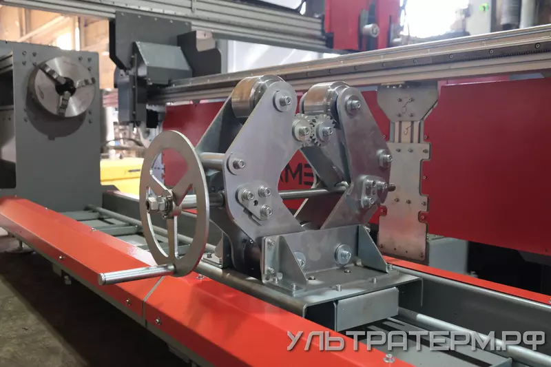 Трубное устройство TUBESYST станка плазменной и газовой резки ULTRAFLAME SBR-1530