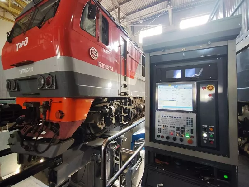 В сервисном локомотивном депо Саратов введен в эксплуатацию современный колесотокарный станок