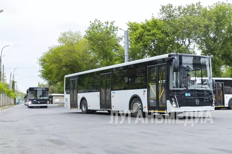 №6 для новости «ЛиАЗ: Луганск получил первую партию новых ЛиАЗов»