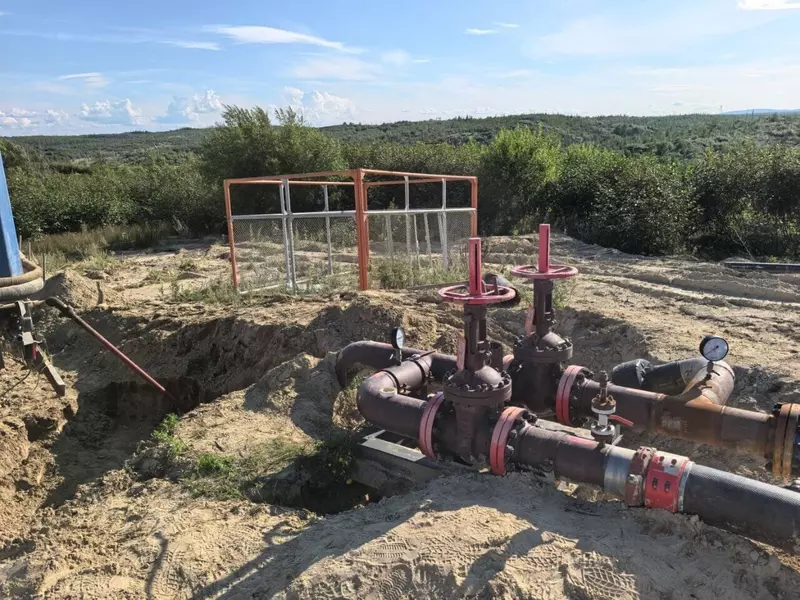 Прокладка нефтепровода из габких полимерных армированных труб на Сахалине в 2025 году