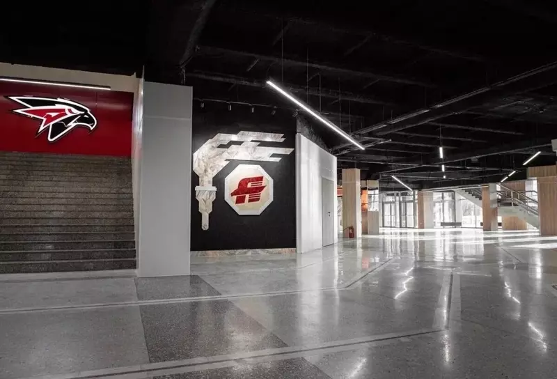 Фото #3 для публикации «Омск: В Омске заработал СКК им»