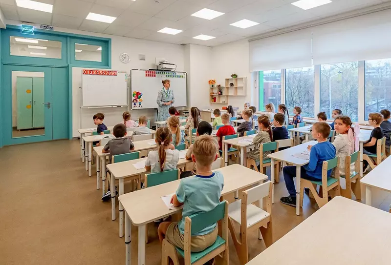 Картинка №7 для новости «Обзор В ноябре 2025 года в России были открыты 21 новая школа и детский сад»
