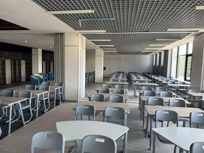 Фото №8 для новости «Новое здание Сергиево Посадского физико математического лицея в Семхозе встречает лицеистов»