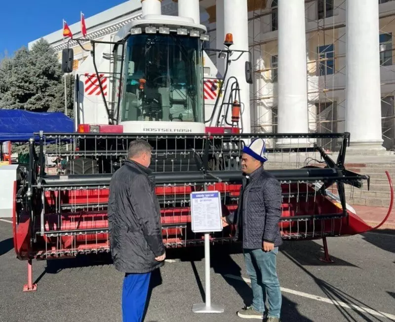 Комбайн NOVA 330