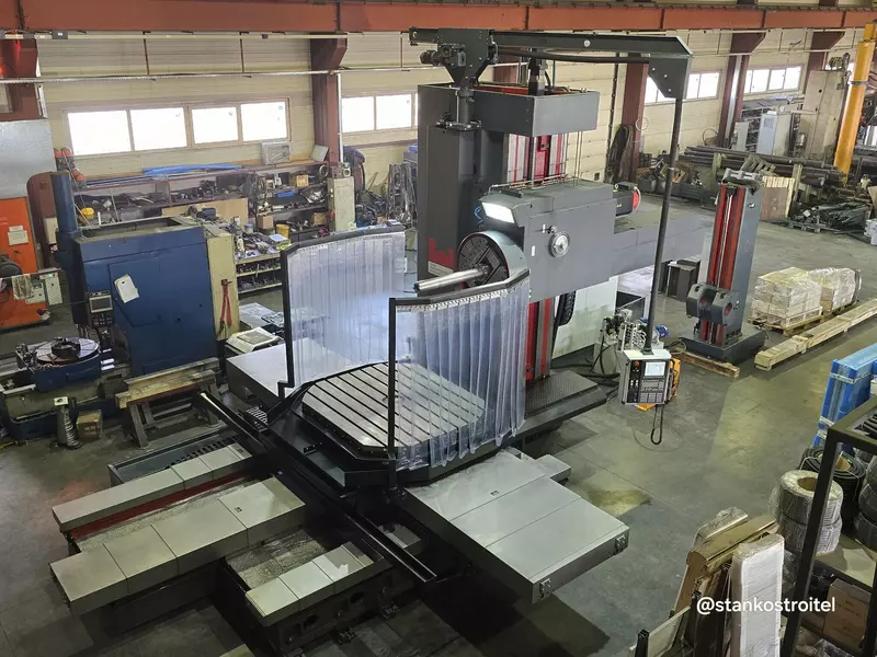 горизонтально-расточной станок 2А636