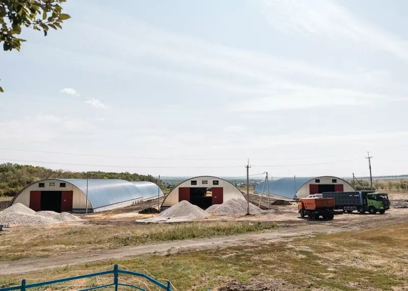 На Лысогорской птицефабрике в Саратовской области ввели в эксплуатацию новый цех