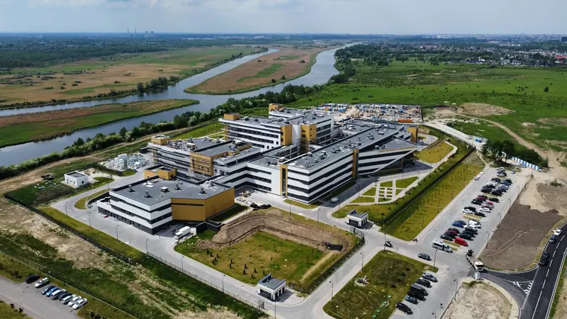 Новый онкологический центр в поселке Родники Калининградской области начал принимать пациентов