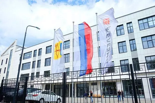 Фото #2 для публикации «новая школа: В Кирове открылась самая большая школа в области»