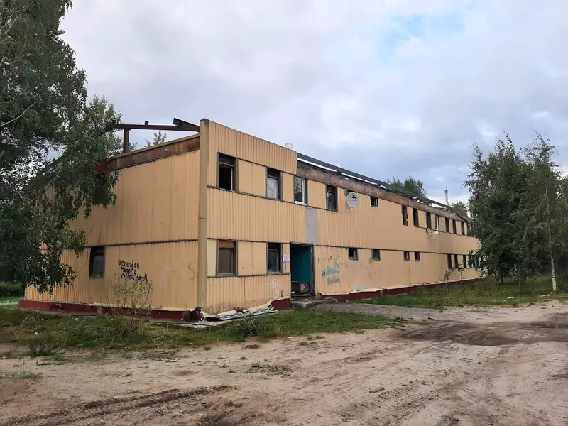 Ноябрьск, деревянная застройка стремительно исчезает (фото автора)