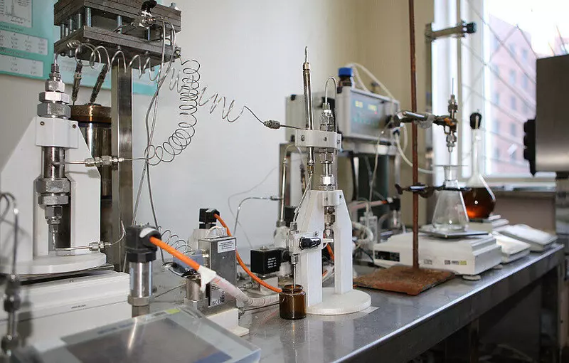 Получена первая партия топлива из неперерабатываемого пластика