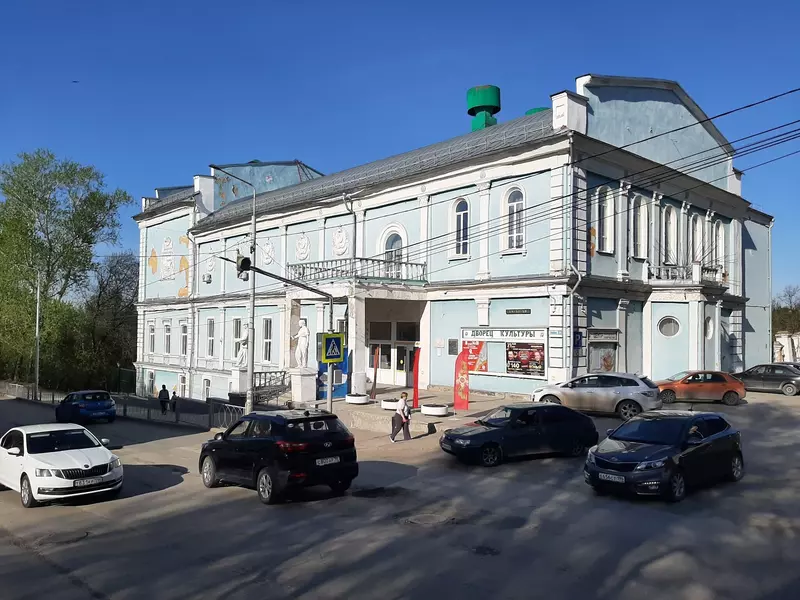 Дворец культуры, Алапаевский филиал Свердловской филармонии (фото автора)