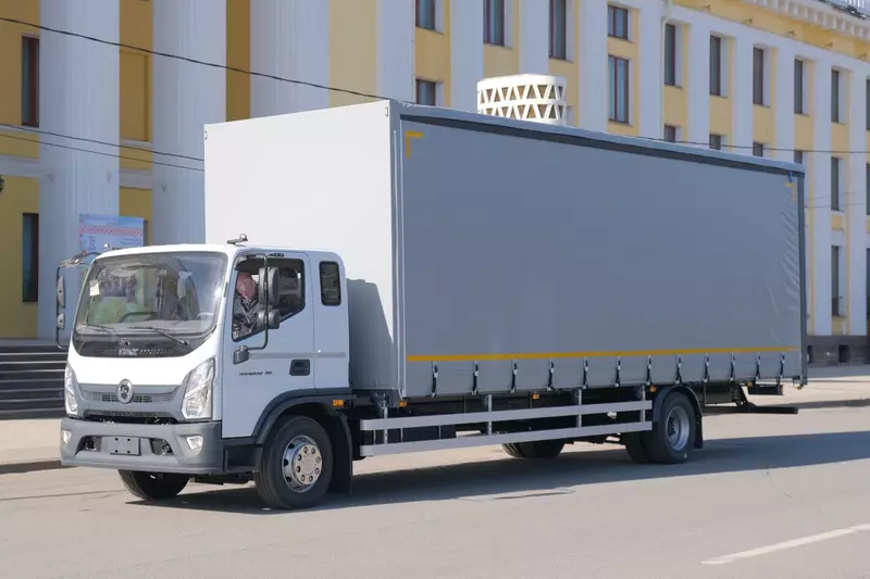 Тентованный грузовик 55 м³ ГАЗ Валдай-12