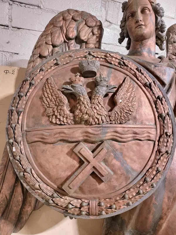 Картинка #2 для поста «лазер: Российские аппараты лазерной очистки помогли спасти историческое наследие России»