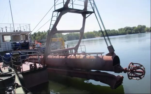 Завершено строительство дизельного земснаряда проекта