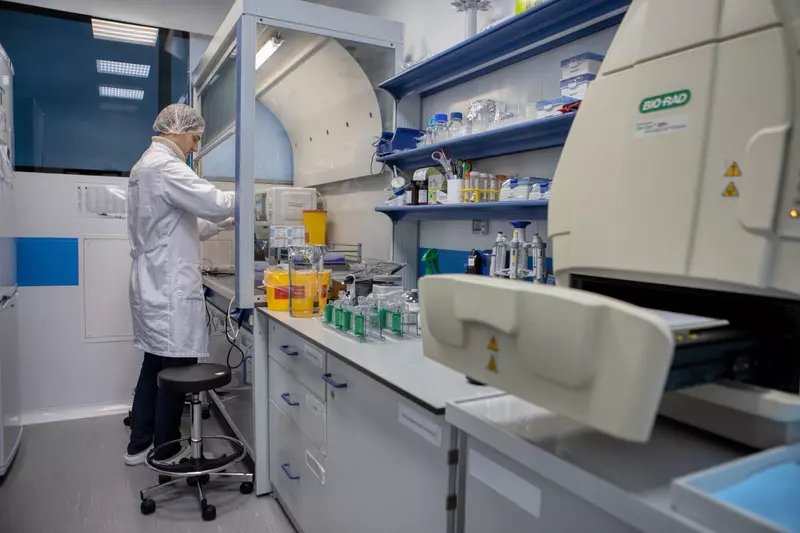 Иллюстрация #5 для новости «СПбНИИВС ФМБА 84 года на страже здоровья россиян»