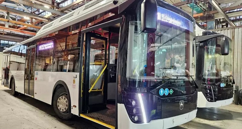 1 для новости «Транспорт: ГТЛК завершила поставку автобусов для Великого Новгорода в рамках нацпроекта БКД»