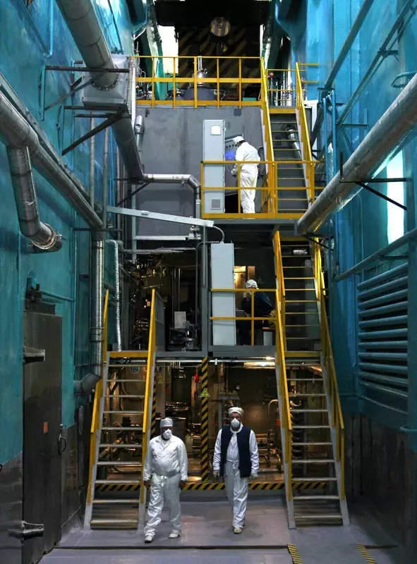 На Сибирском химкомбинате начались ресурсные испытания установки по остекловыванию отходов