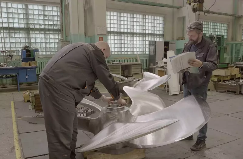 Иллюстрация #1 для новости «: Новые гребные винты готовы для арктического спасателя Певек»