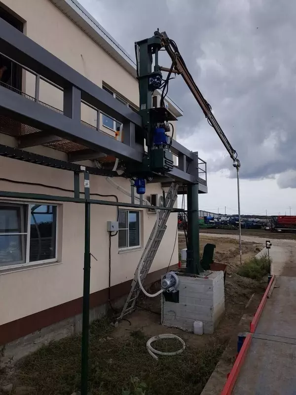 Изображение #2 для новости «НИОКРы: Элтемикс первой в России внедрила автоматические пробоотборники с каротажным щупом»