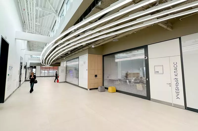 Картинка 7 для «В центре Сколково открылась самая уникальная в России школа»