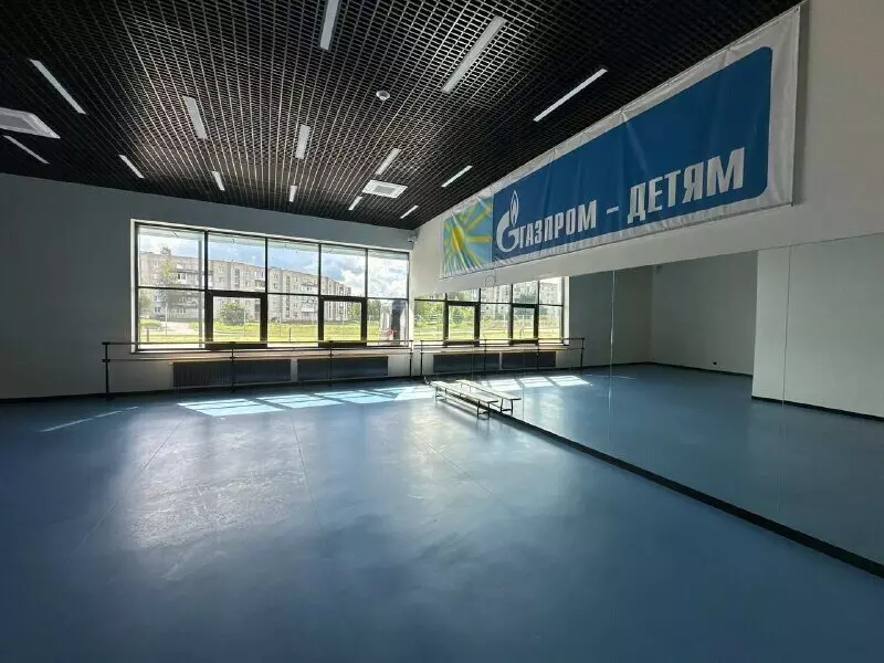 Изображение 3 для статьи «Ивангород: В Ивангороде Ленинградской области открылся современный ФОК»