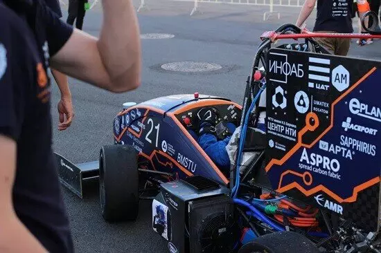 Изображение #3 для статьи «аккумулятор: Инженеры из России импортозаместили АКБ для мощного гоночного болида»