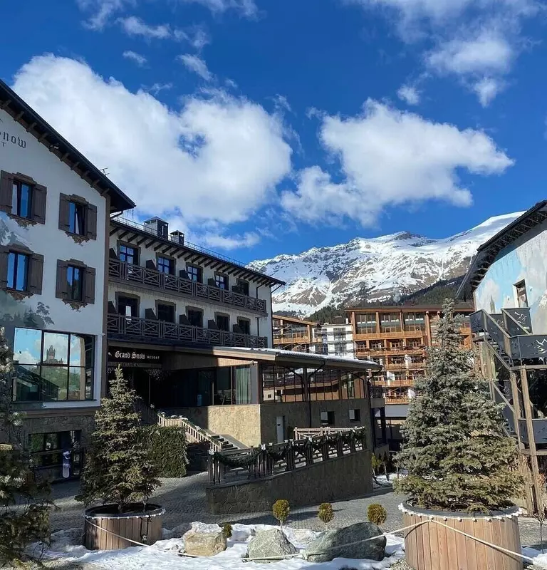 Иллюстрация №2 для «гостиница: Пятизвездочный отель открылся в Архызе»