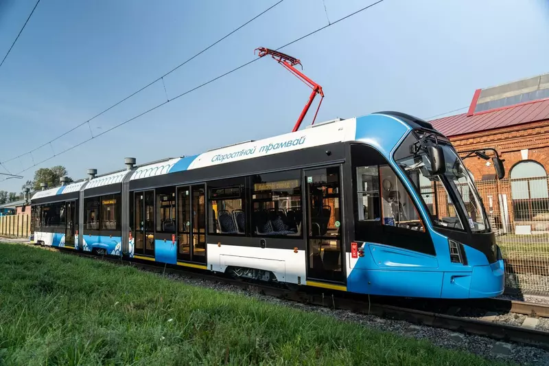 #7 для статьи «ПК Транспортные системы завершила сборку первого трехсекционного трамвая Невский для Волгограда»