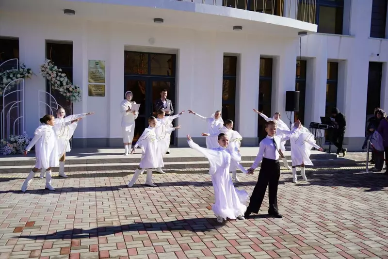 Картинка #2 для поста «Амурская область: В Свободном Амурской области открыли новый Дворец бракосочетаний»
